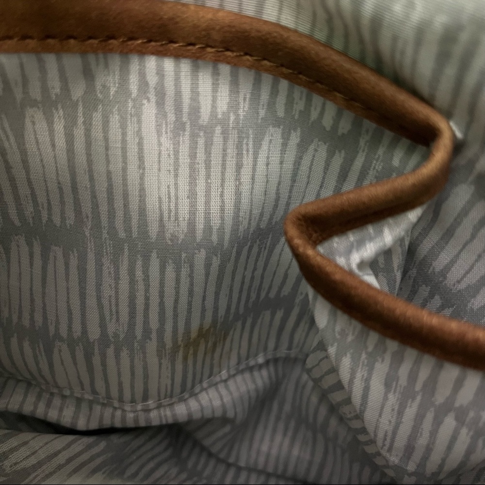 Love Culture | Braided Crossbody Bag - Picture 8 of 8
